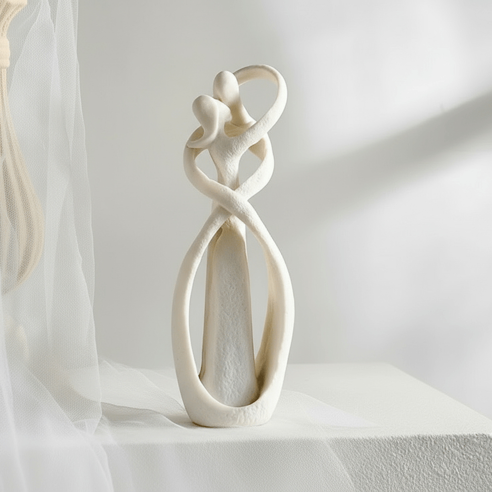 Abstrakte Skulptur für zeitlose Liebe 7