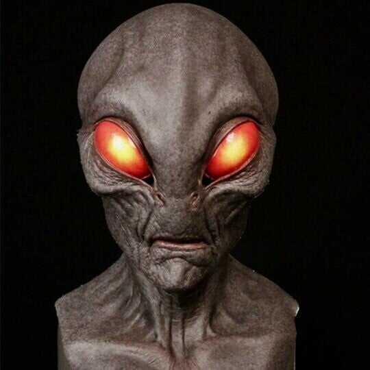 Alien-Maske für Halloween und Kostümpartys, Realistisches Design, Ideal für Cosplay und Mottopartys 8