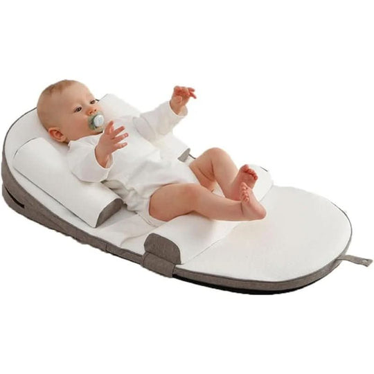 Baby Seitenschläferkissen mit sanfter Neigung 5