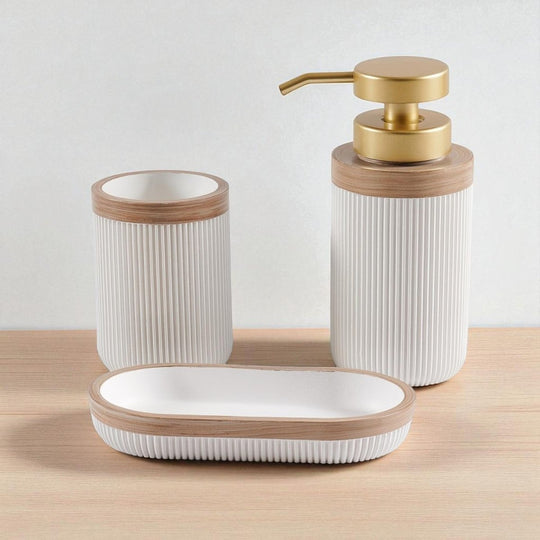 Badezimmer Set mit Seifenschale und Spender 1