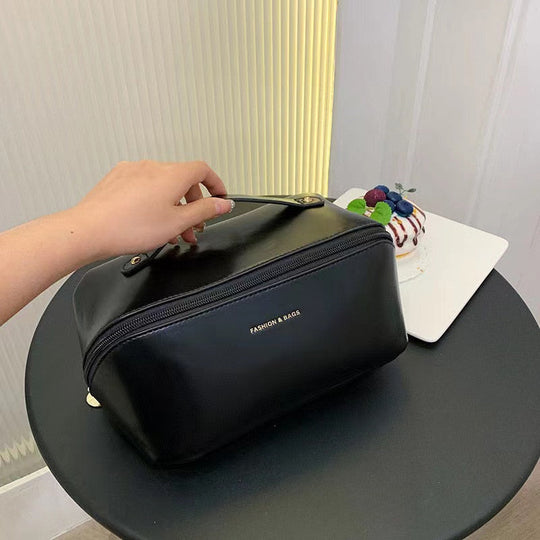Beauty Case für Damen mit mehreren Fächern 7