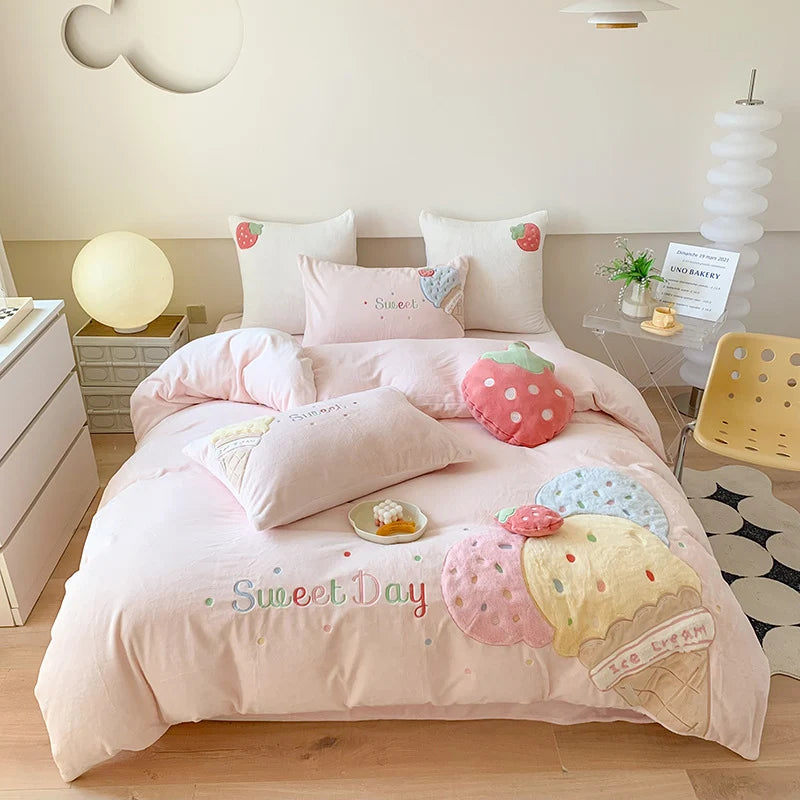 Bettwäscheset Damen mit 3D-Plüschapplikationen und Kuschelkissen 6