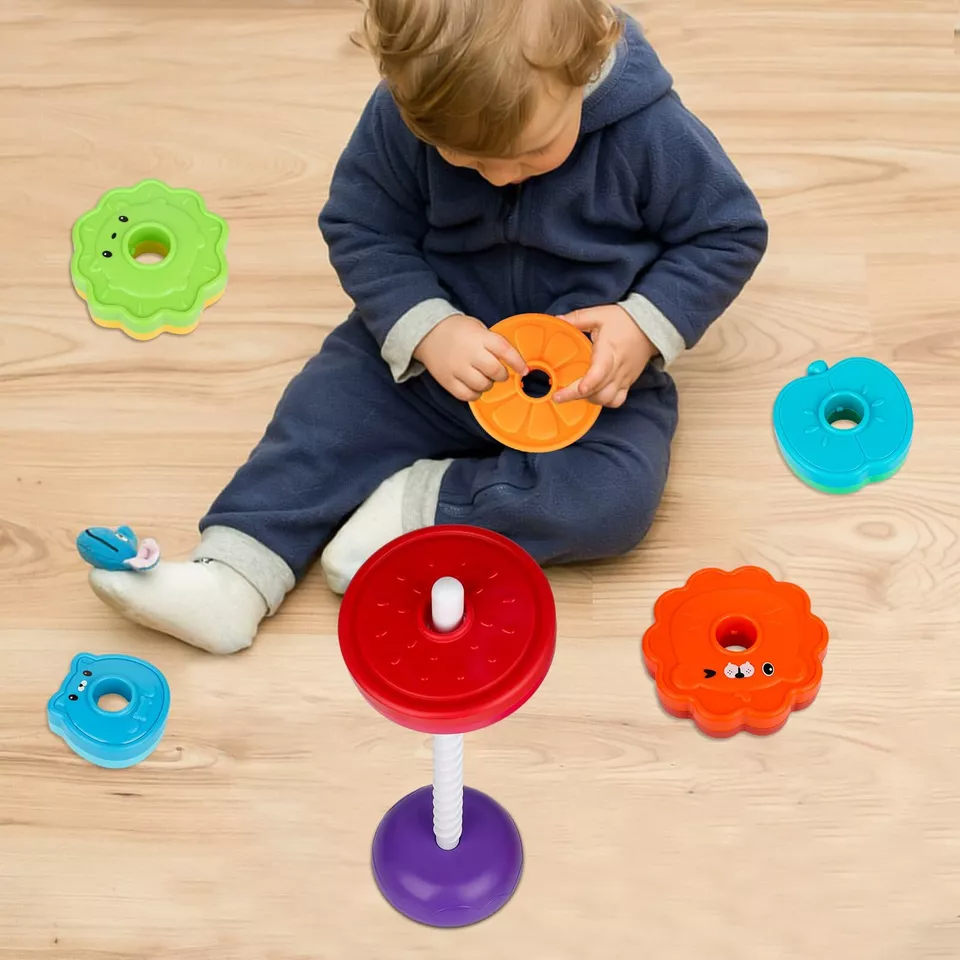 Bunter Stapelturm Holz für Kinder mit Rotierendem Design zur Förderung der Feinmotorik 2