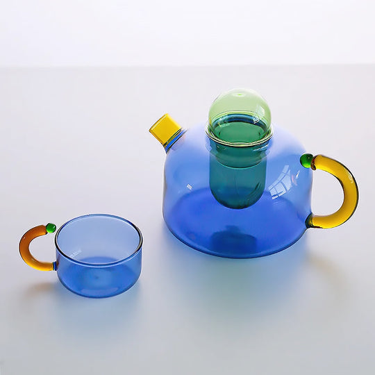 Buntes Teeservice aus Glas mit modernem Design 2