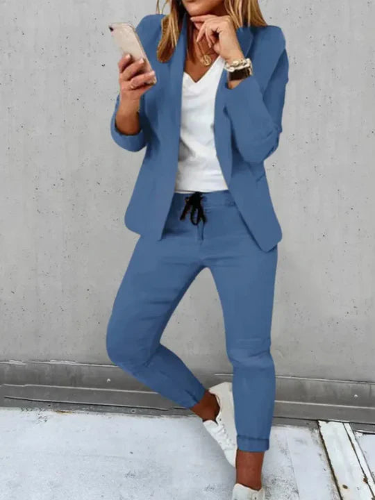Damen Anzug Blau Eleganter Blazer und Hose Set Hochwertige Materialien-4