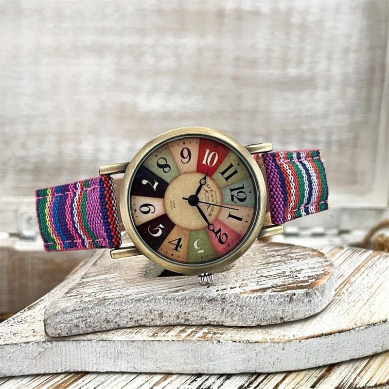 Damen Armbanduhr mit geflochtenem Design 5