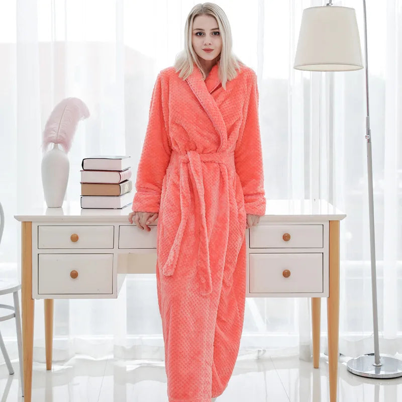 Damen Bademantel mit Umschlagkragen Langarm für Komfort und Stil 0