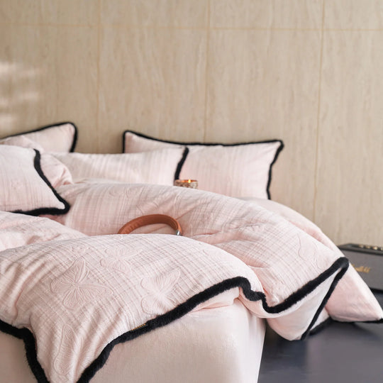 Damen Bettwäsche Set mit Schmetterlingsmotiv und Steppdesign 3