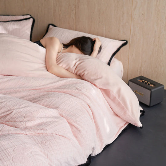Damen Bettwäsche Set mit Schmetterlingsmotiv und Steppdesign 4