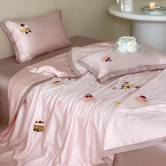 Damen Bettwäsche Set mit Zarter Teddy-Stickerei und Satinsaum 1