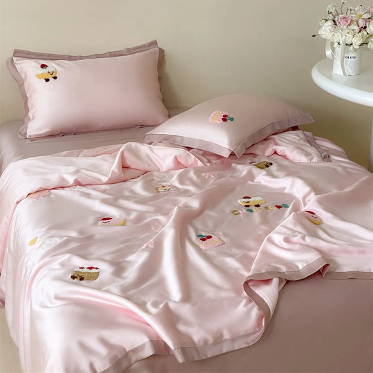 Damen Bettwäsche Set mit Zarter Teddy-Stickerei und Satinsaum 2