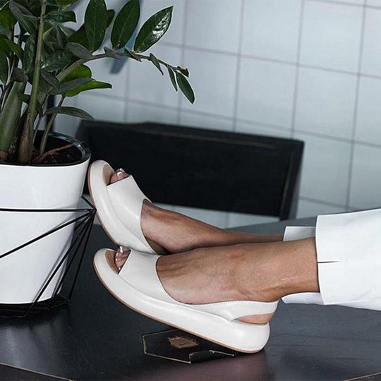 Damen Sandalen Sommer Stil Leder Mit Gepolstertem Fußbett und Verstellbaren Riemen 7