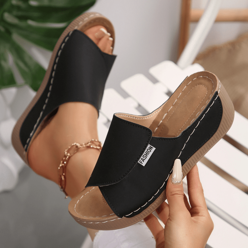 Damen Sandalen mit verstellbaren Riemen und weicher Polsterung 1