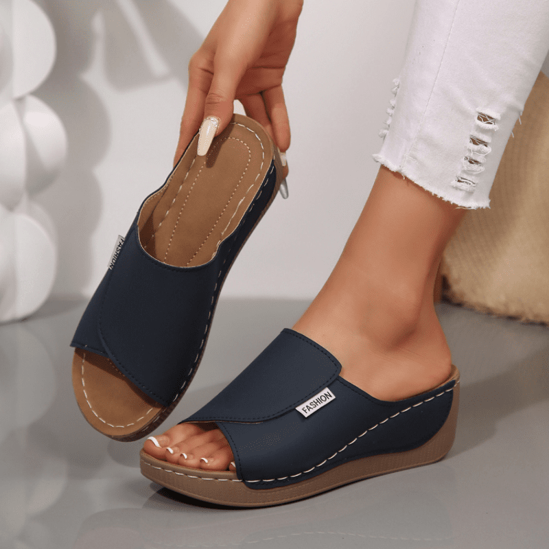 Damen Sandalen mit verstellbaren Riemen und weicher Polsterung 4