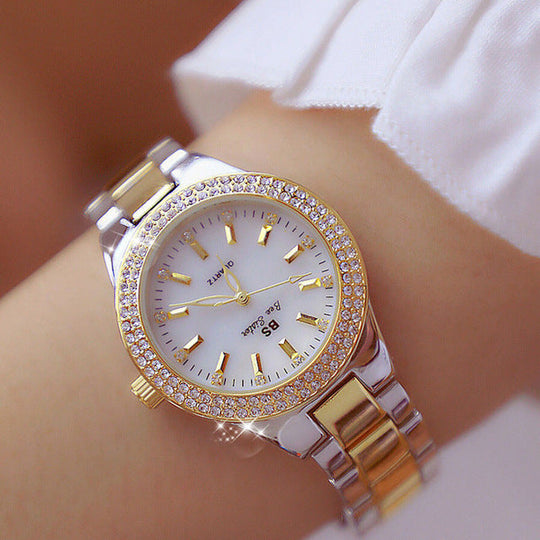 Damen Uhr mit Glänzender Oberfläche und Edelstahlarmband 1