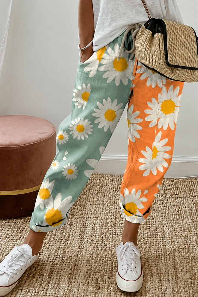 Damenhose mit einzigartigem Muster und aufgesetzten Taschen 8