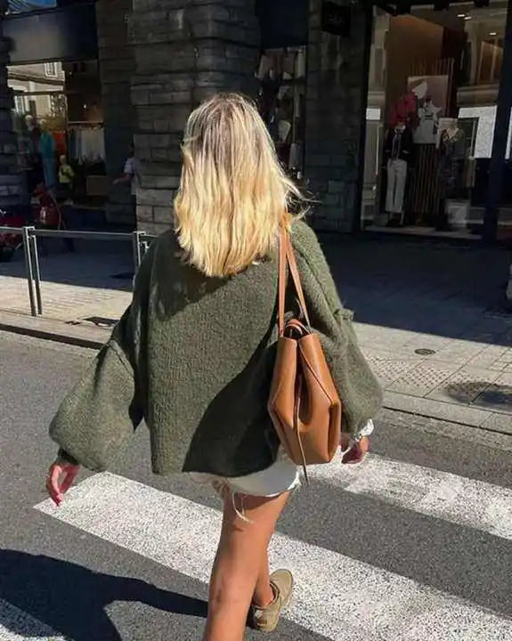 Damenpullover Oversize mit Stehkragen – Warme Pullover für kalte Tage 2