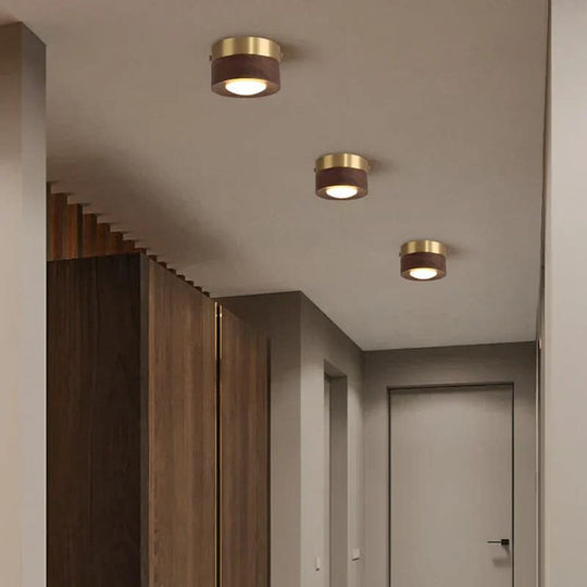Deckenleuchte aus Walnussholz mit LED-Technologie 3