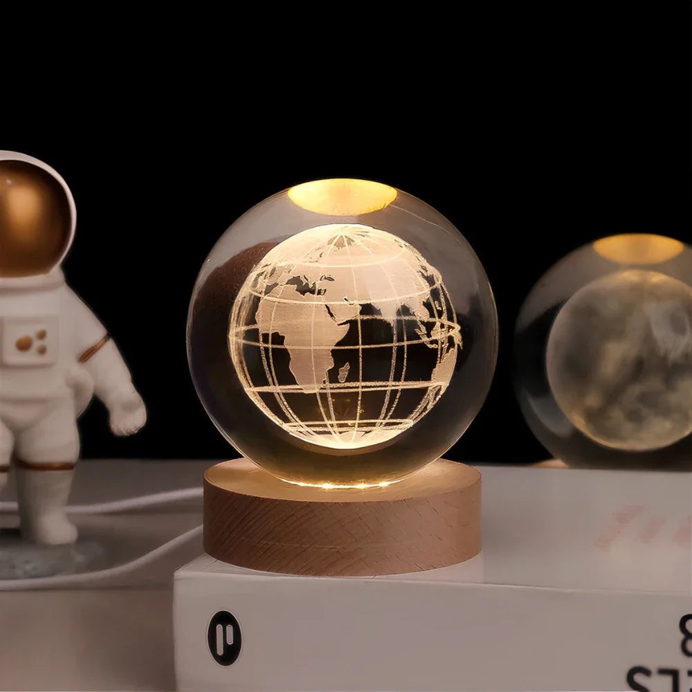 Dekorative Kristallkugel mit 3D-Engravur für stimmungsvolles Licht 7