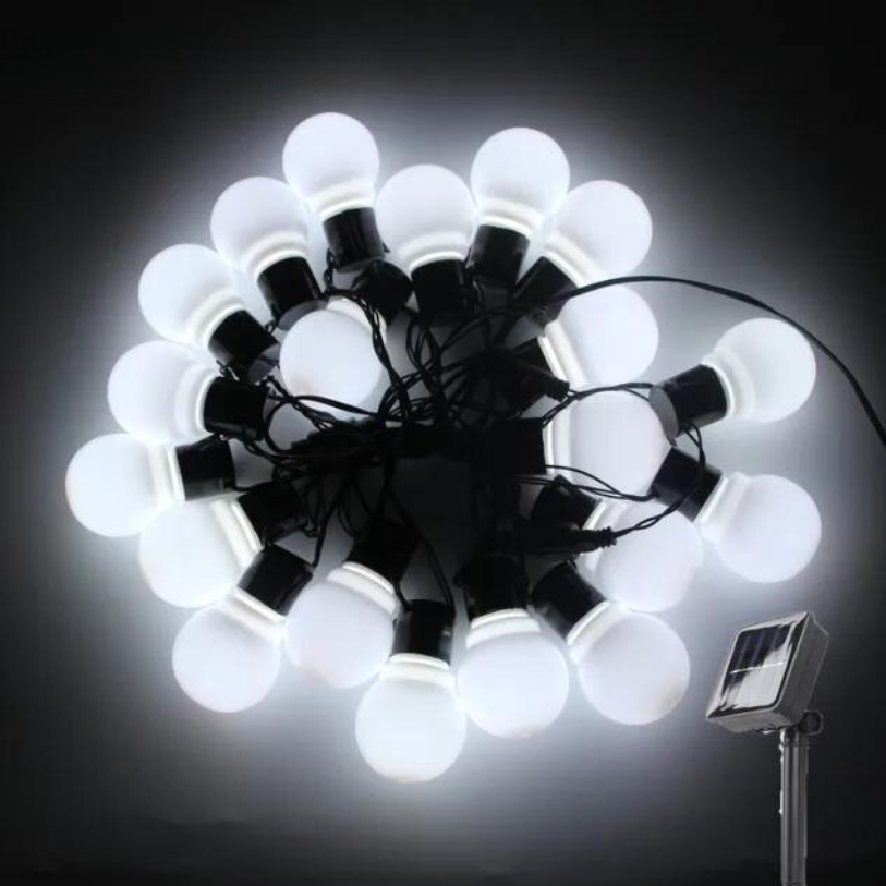 Dekorative LED-Lichterkette für den Außenbereich 8