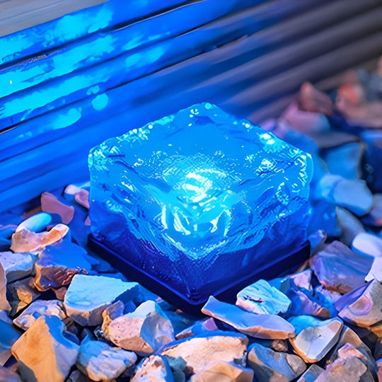 Dekorative Solarlampe für den Außenbereich 9
