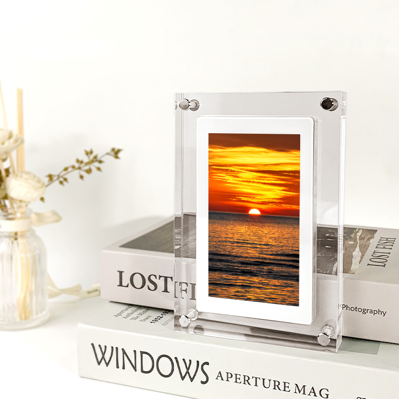 Digitaler Bilderrahmen Acryl mit Videoanzeige 1