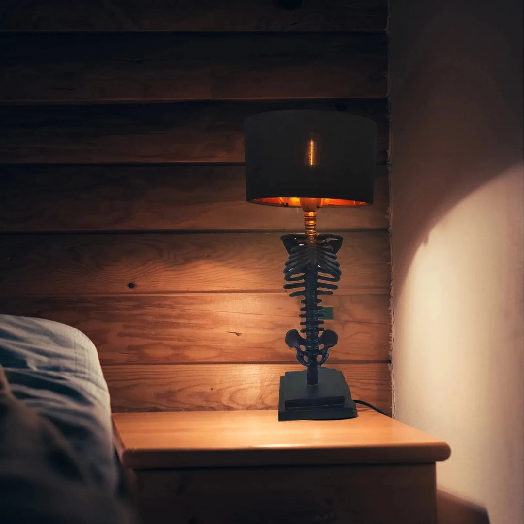 Gothic Tischlampe mit Skelett Design 5