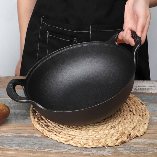 Gusseisenpfanne für intensives Kochen 5