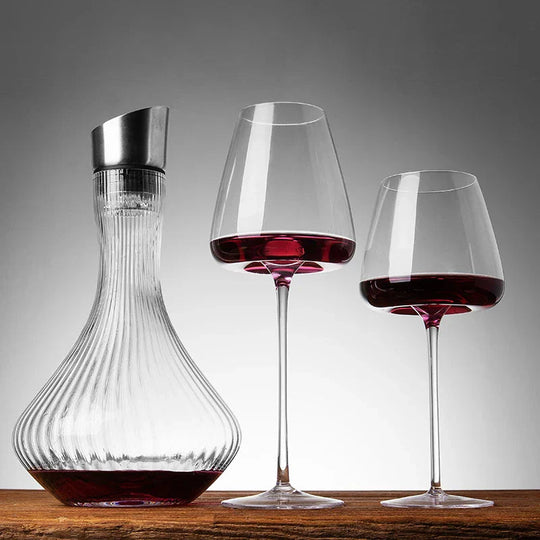 Handgefertigtes Wein- und Champagnerglas-Set mit raffiniertem Design 4