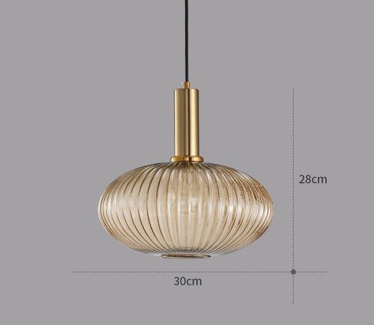Hängeleuchte im Retro-Stil mit farbigem Glas 12