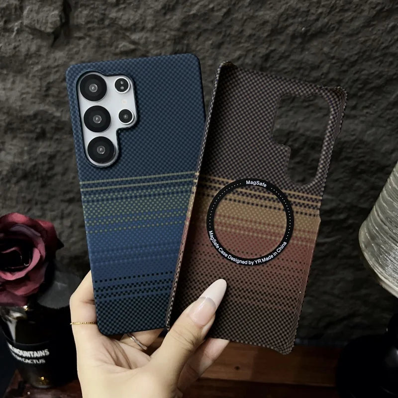 Harte Handyhülle für Samsung Galaxy S25 S24 Plus mit Modernem Karbonfaser-Muster 4