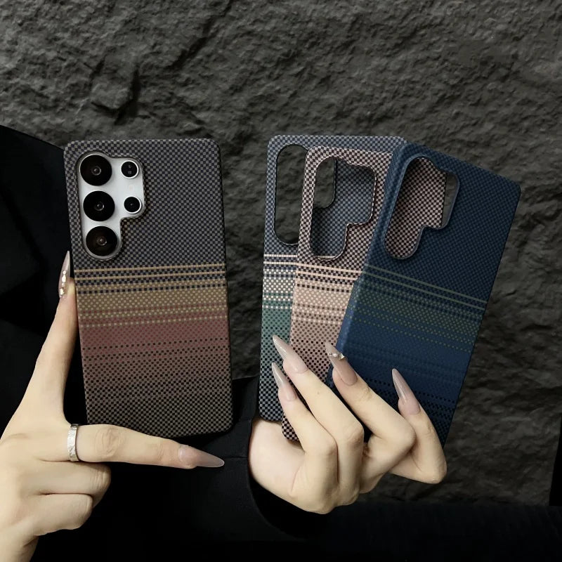 Harte Handyhülle für Samsung Galaxy S25 S24 Plus mit Modernem Karbonfaser-Muster 5