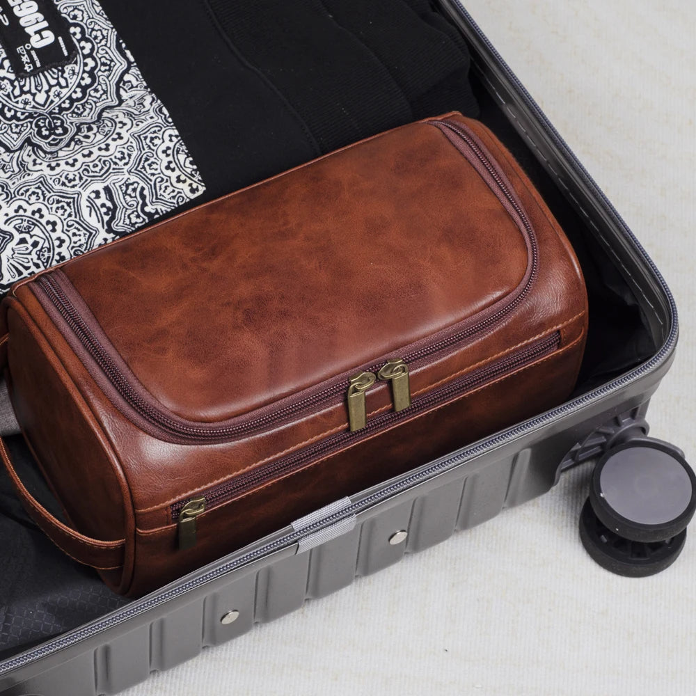 Herren Kulturbeutel aus Leder – Wasserdichtes Reise-Dopp-Set 1