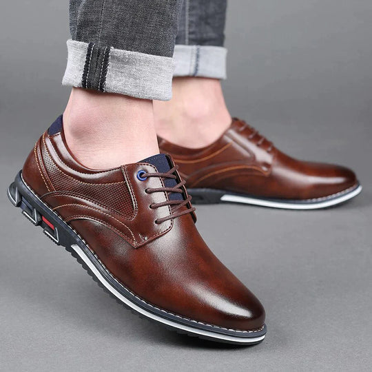 Herren Lederschuhe im klassischen Stil 0