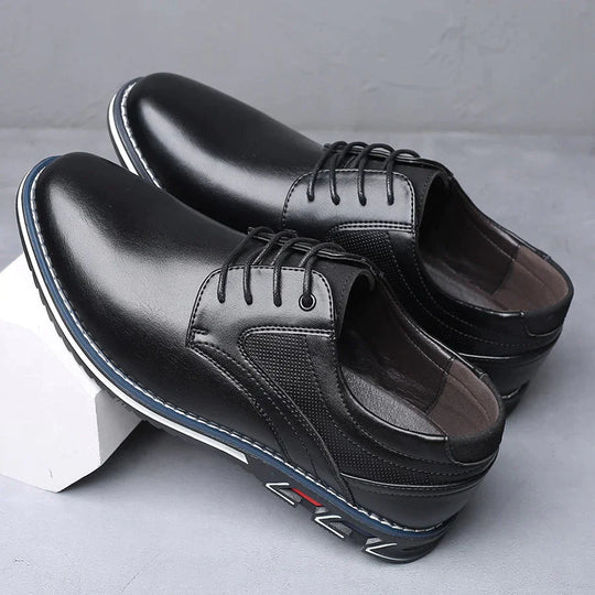 Herren Lederschuhe im klassischen Stil 2