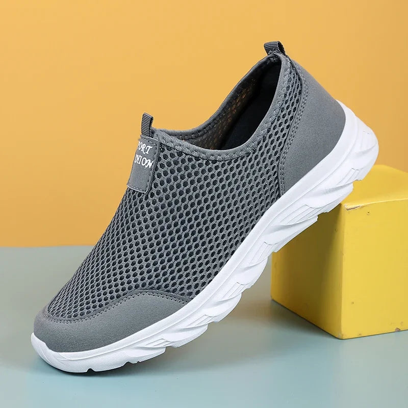 Herren Slip-On Laufschuhe aus atmungsaktivem Mesh 2