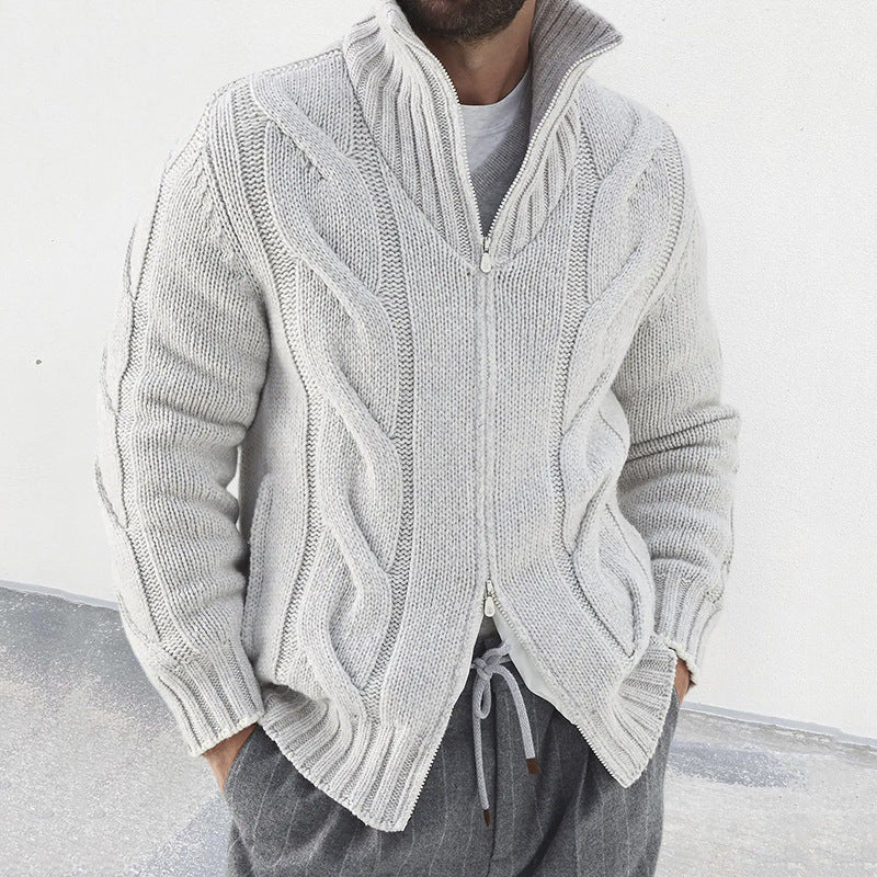 Herren Strickjacke mit Stehkragen und Zopfärmeln 0