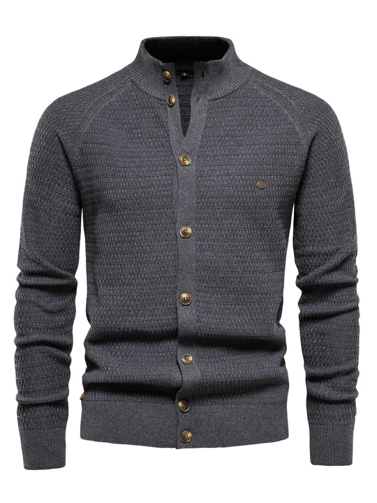 Herrenpullover mit Stehkragen und Knöpfen 3
