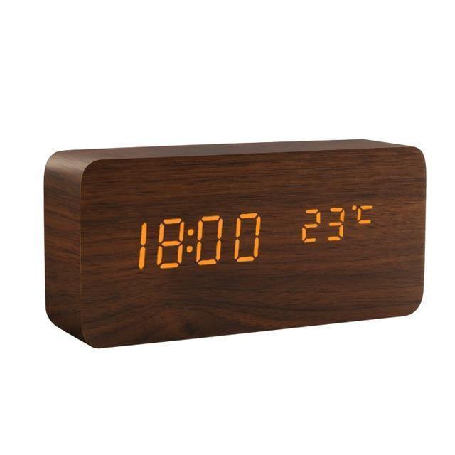 Holzblock-LED-Wecker für modernes Wohnen 14