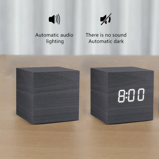 Holzblock-LED-Wecker für modernes Wohnen 6