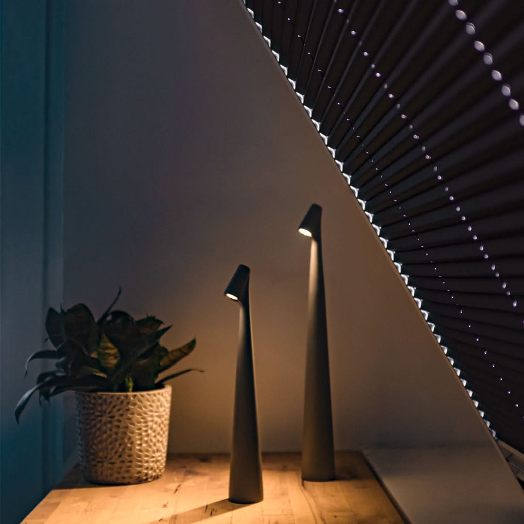 Kabellose Tischlampe mit Akku und Dimmbarer LED-Beleuchtung für Modernes Zuhause 8