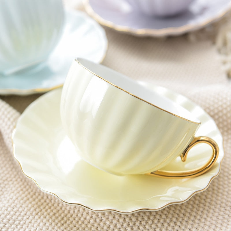 Kaffeetasse mit Untertasse Kreatives Design für Stilvolle Anlässe 2