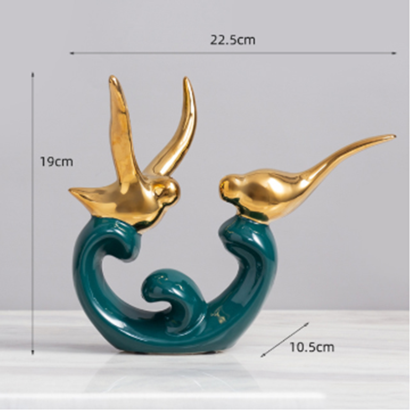 Keramische Dekoration Turteltauben mit goldenen Akzenten 4