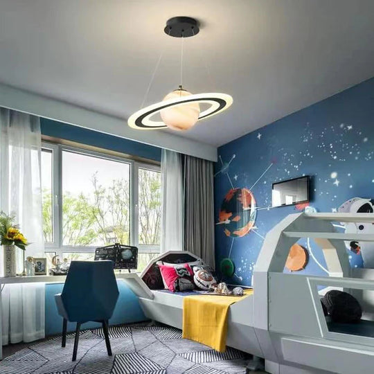 Kinder LED-Hängeleuchte mit Planetenmotiv 1