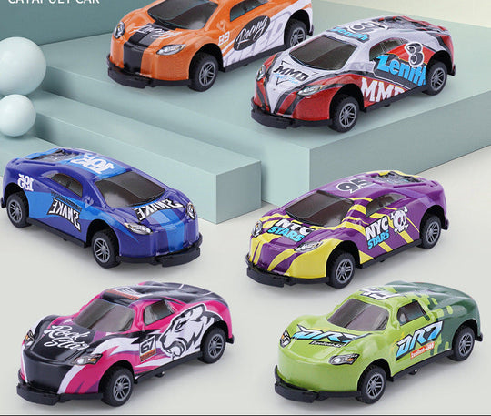 Kinder Rennspielzeug Auto Set mit 8 Miniaturwagen für Spielspaß und Kreativität 2