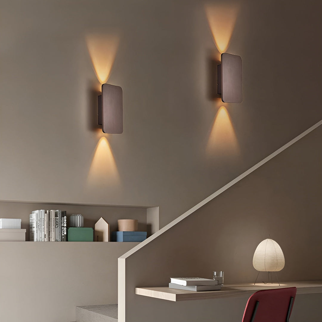 LED-Wandleuchte im minimalistischen Design 1