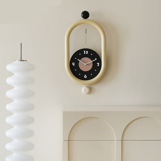 Lange Wanduhr mit modernem 3D-Design 5