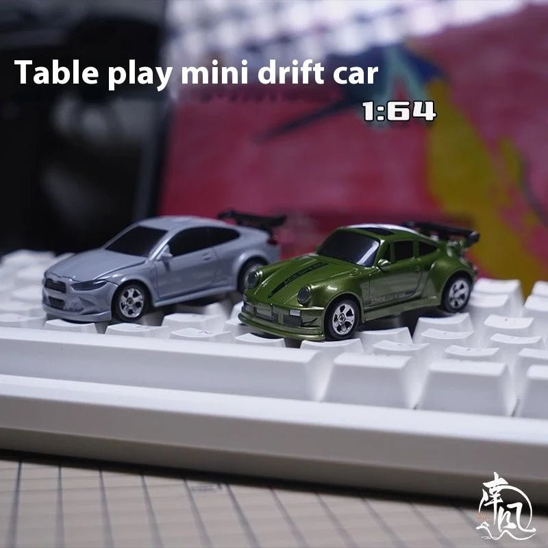 Mini-Rennwagen 1:64 mit 2,4-GHz-Fernbedienung 3