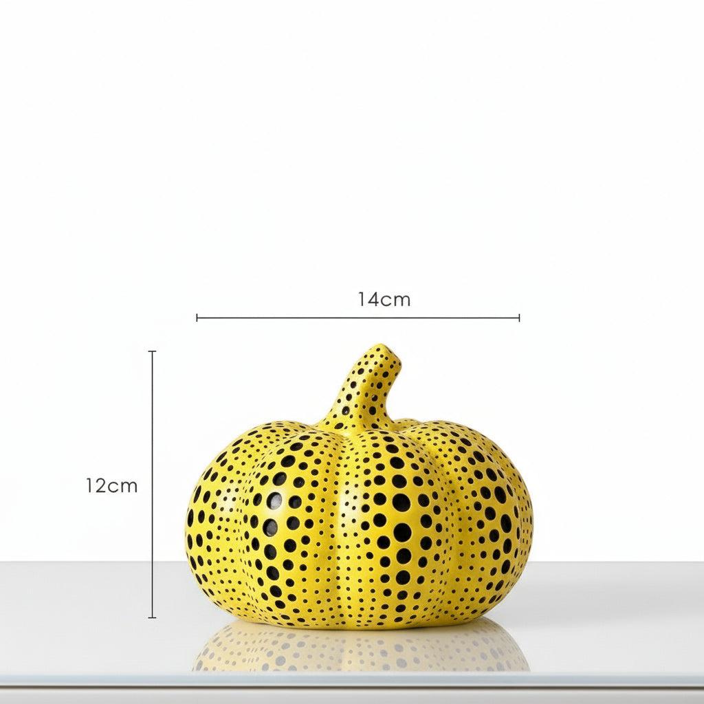 Moderne Kürbisskulptur im Kusama-Stil 0