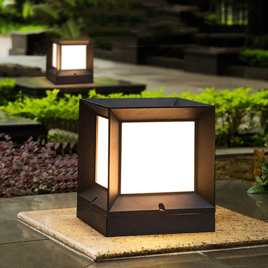 Moderne LED-Außenstehleuchte für Einfahrten und Gärten 3